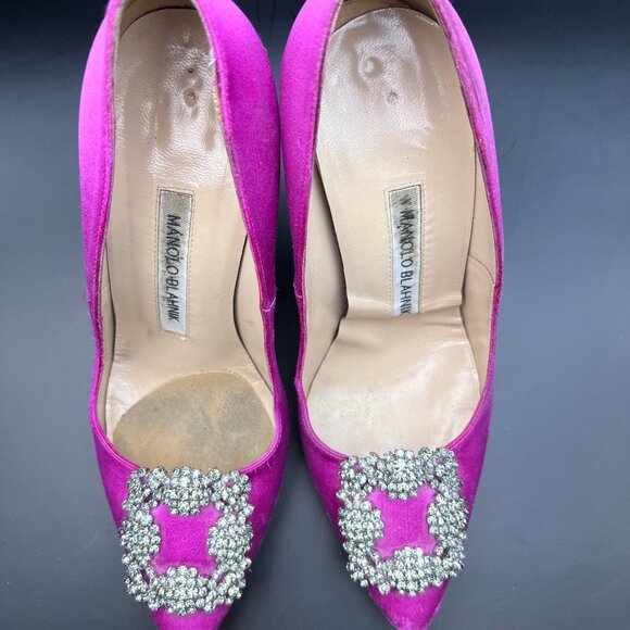Manolo Blahnik Jewel Pumps 4” in pink. - Picture 7 of 13